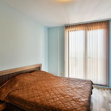 Two Br Flat Close To Sea And Beach Apartment